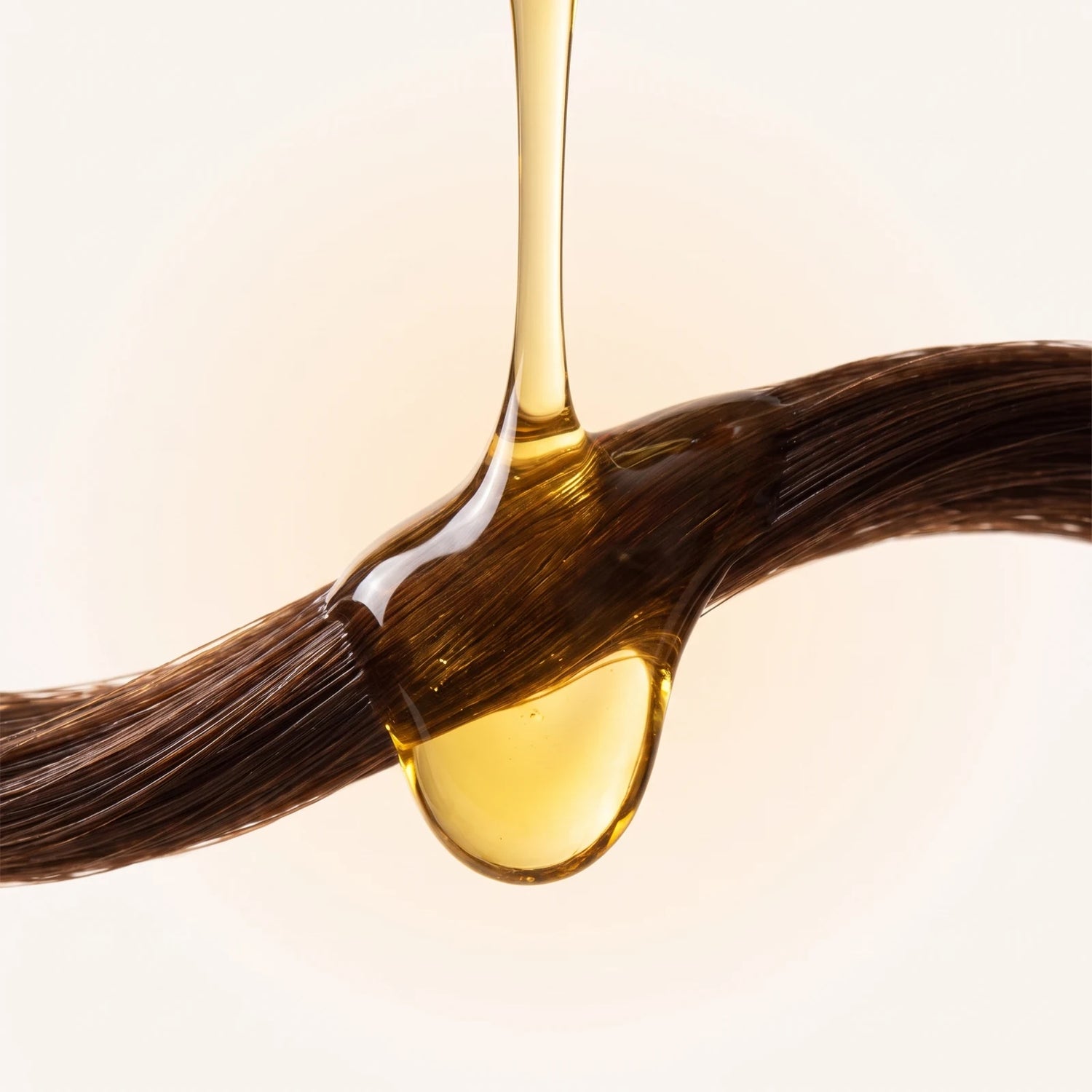 Brume Capillaire Botanique Fortifiante et Anti-Frisottis — Castor Oil